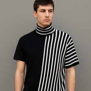 Turtle neck shirt